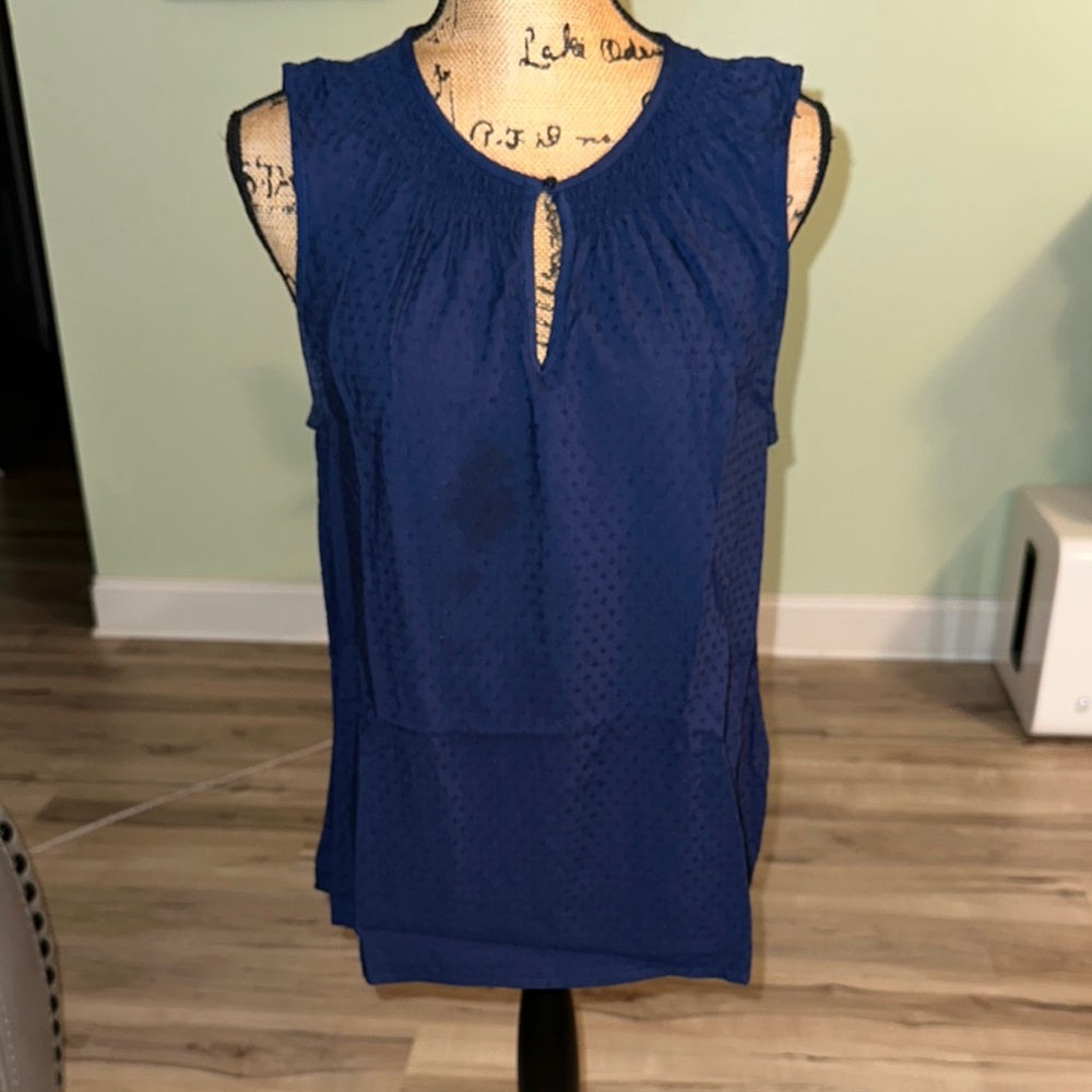 Croft & Barrow Navy Sleeveless Blouse.